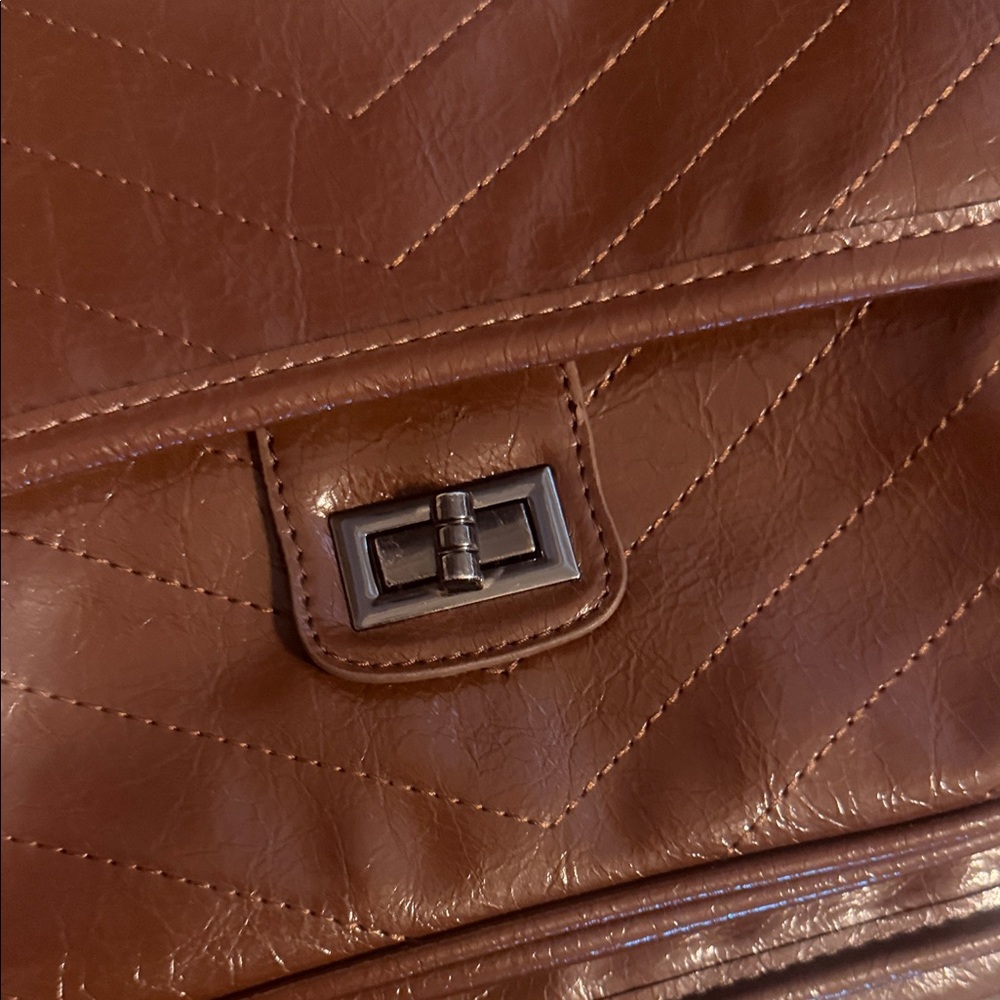 Handbag - Picture 4 of 5